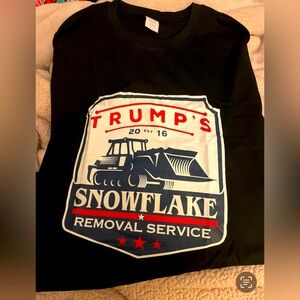 NIB Donald Trump's Snowflake Removal Service T-Shirt